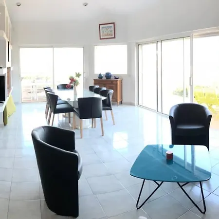 Villa Moderne Et Spacieuse Avec Vue Panoramique