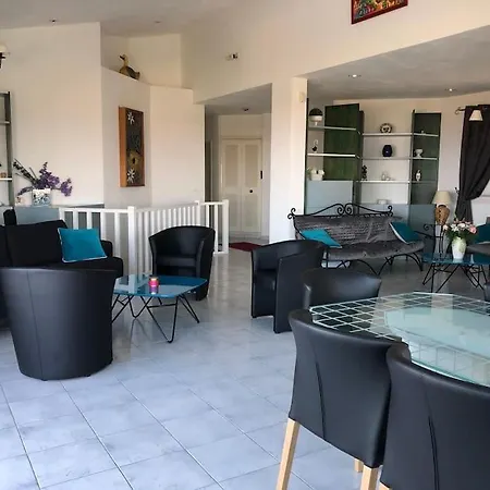 Villa Moderne Et Spacieuse Avec Vue Panoramique Vallauris