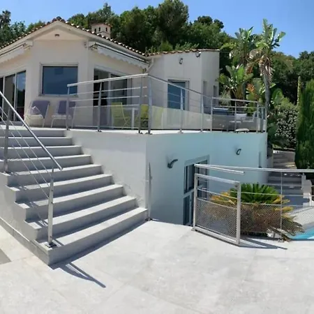 Moderne Et Spacieuse Avec Vue Panoramique
